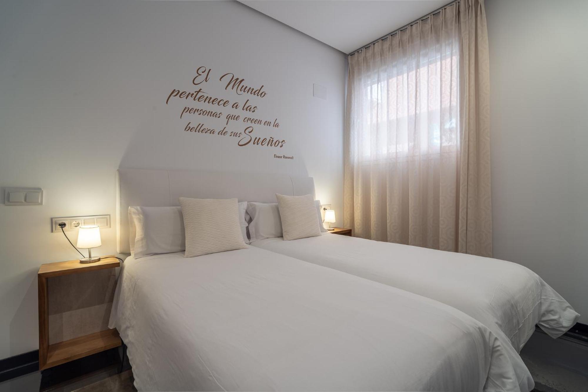 Cmdreams Gold- Apartamentos Turisticos Con Ruinas Romanas En El Centro De Mérida Kültér fotó