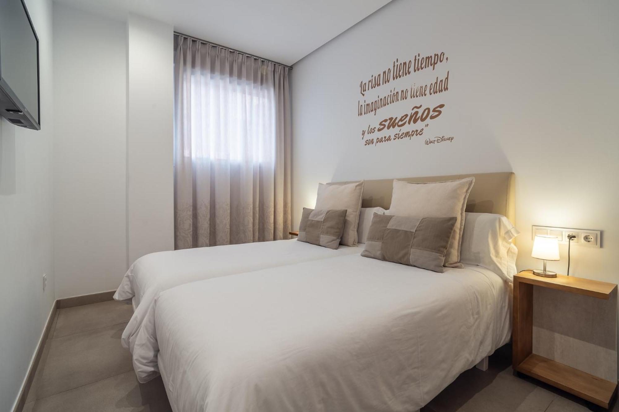Cmdreams Gold- Apartamentos Turisticos Con Ruinas Romanas En El Centro De Mérida Kültér fotó