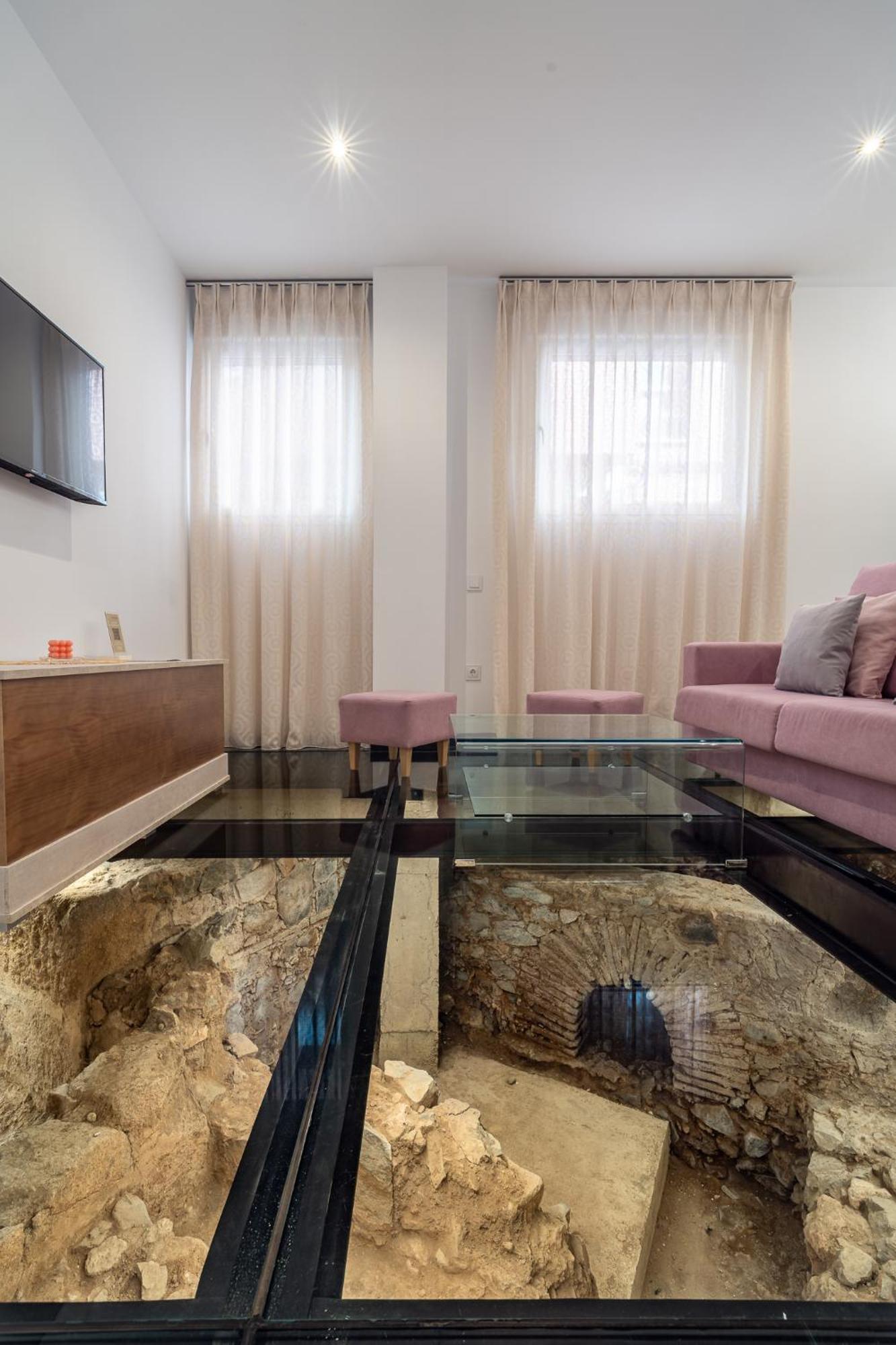 Cmdreams Gold- Apartamentos Turisticos Con Ruinas Romanas En El Centro De Mérida Kültér fotó